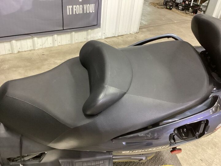 49 061 miles abs power mirrors power adjustable windshield backrest newer