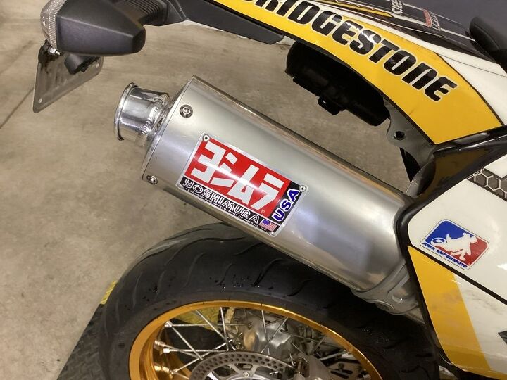 only 1385 miles 1 owner yoshimura exhaust kung fu graphics kit upgraded