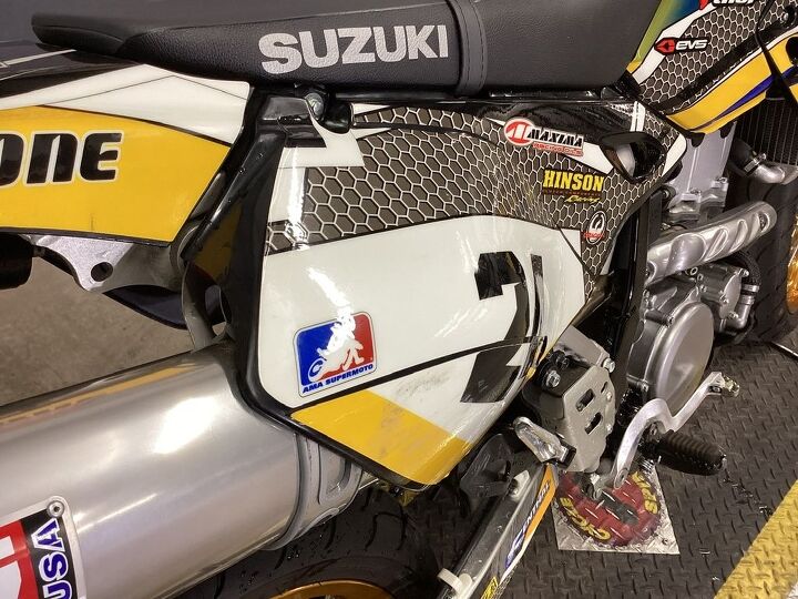 only 1385 miles 1 owner yoshimura exhaust kung fu graphics kit upgraded