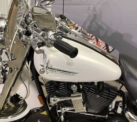 1 owner wow factor custom pearl white paint aftermarket exhaust highflow