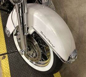 1 owner wow factor custom pearl white paint aftermarket exhaust highflow