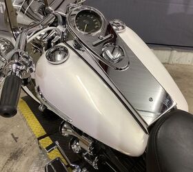 1 owner wow factor custom pearl white paint aftermarket exhaust highflow