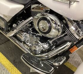 1 owner wow factor custom pearl white paint aftermarket exhaust highflow