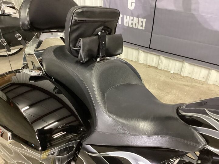 1 owner only 21778 miles victory performance exhaust riders backrest led