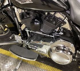 only 5623 miles aftermarket exhaust black intake led headlight and spots led