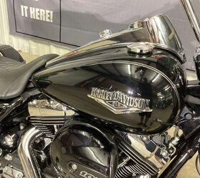 only 5623 miles aftermarket exhaust black intake led headlight and spots led