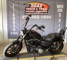 only 9093 miles 1 owner vance and hines exhaust upgraded hd seat detachable
