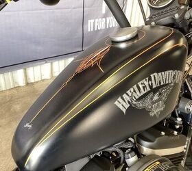 only 9093 miles 1 owner vance and hines exhaust upgraded hd seat detachable