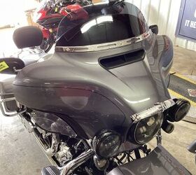 street glide special with a lapor trike conversion reverse jegs contrast cut