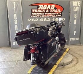 143 692 miles hd cvo wheels chrome full floating rotors chrome forks painted