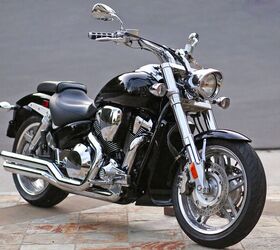2008 Honda VTX™ 1800F Spec 2's media | Motorcycle.com