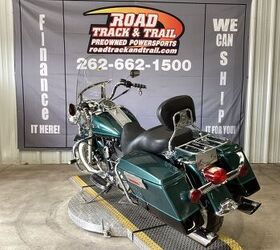 only 56288 miles vance and hines exhaust hd hard bags upgraded bezels