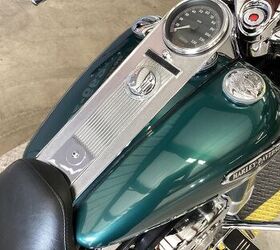 only 56288 miles vance and hines exhaust hd hard bags upgraded bezels