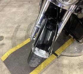 only 69000 miles vance and hines exhaust navigation upgraded big handlebars
