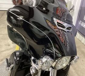 only 69000 miles vance and hines exhaust navigation upgraded big handlebars