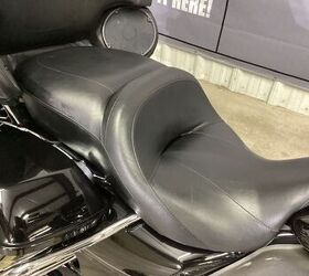 only 69000 miles vance and hines exhaust navigation upgraded big handlebars