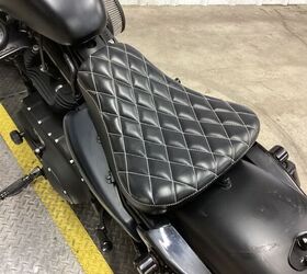 23 271 miles magnaflow 2 into 1 exhaust upgraded high flow intake rear lowering