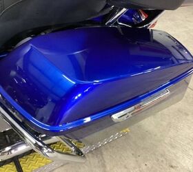 only 6265 miles 1 owner vance and hines exhaust high flow intake rack hwy