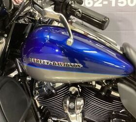 only 6265 miles 1 owner vance and hines exhaust high flow intake rack hwy