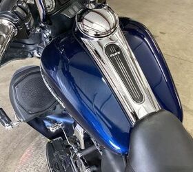 69168 miles 21 and 16 chrome fat spoke wheels vance and hines full true dual