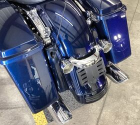 69168 miles 21 and 16 chrome fat spoke wheels vance and hines full true dual