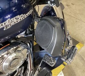 69168 miles 21 and 16 chrome fat spoke wheels vance and hines full true dual