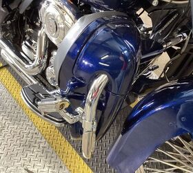 69168 miles 21 and 16 chrome fat spoke wheels vance and hines full true dual