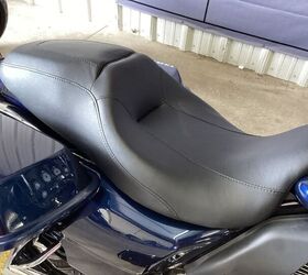 69168 miles 21 and 16 chrome fat spoke wheels vance and hines full true dual