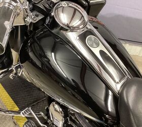 wow factor hd cvo chrome wheels aftermarket full true dual exhaust high flow