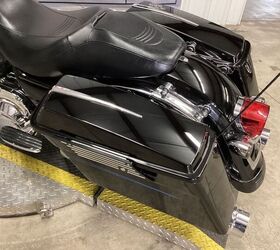 wow factor hd cvo chrome wheels aftermarket full true dual exhaust high flow