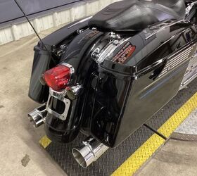 wow factor hd cvo chrome wheels aftermarket full true dual exhaust high flow