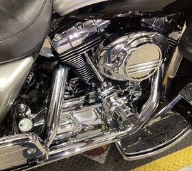only 14147 miles 100th anniversary edition vance and hines exhaust upgraded