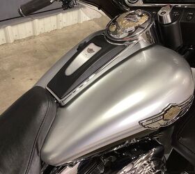 only 14147 miles 100th anniversary edition vance and hines exhaust upgraded