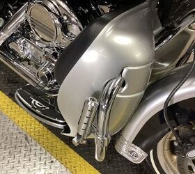 only 14147 miles 100th anniversary edition vance and hines exhaust upgraded
