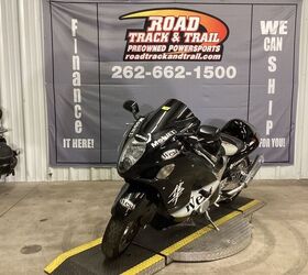 only 18699 miles d d exhaust polished frame wheels and swingarm frame sliders