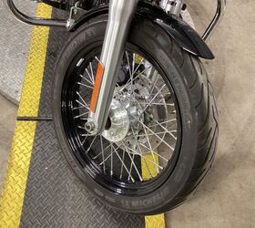 only 7844 miles 1 owner vance and hines exhaust black hd wheels hd hard