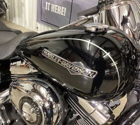 only 7844 miles 1 owner vance and hines exhaust black hd wheels hd hard