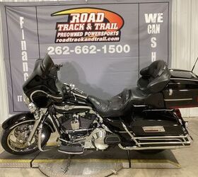 only 25 773 miles aftermarket chrome wheels matching chrome rotors chrome