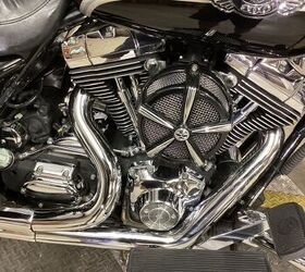 only 25 773 miles aftermarket chrome wheels matching chrome rotors chrome