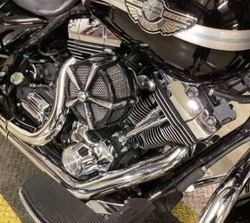 only 25 773 miles aftermarket chrome wheels matching chrome rotors chrome