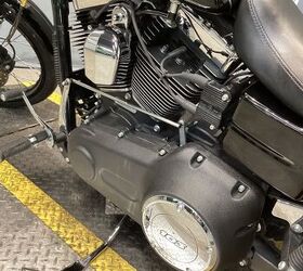 only 3136 miles 1 owner burly lowering shocks upgraded big handlebars led