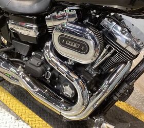 only 3136 miles 1 owner burly lowering shocks upgraded big handlebars led