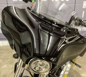 only 22 141 miles bagger brothers 2 into 1 exhaust hd extended saddle bags sony