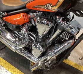 1 of only 500 made only 8602 miles windshield chrome forks factory custom