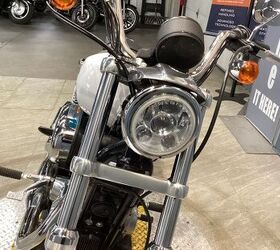 only 2170 miles passenger seat and pegs rack led headlight fuel injected hd