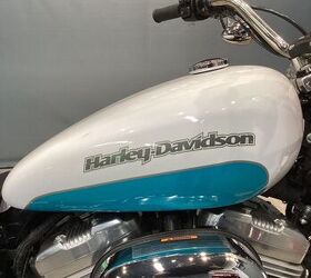 only 2170 miles passenger seat and pegs rack led headlight fuel injected hd