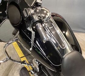 only 7624 miles hd cvo agitator chrome wheels rinehart exhaust navigation