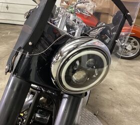 only 25 786 miles vance and hines exhaust floorboards docking hardware led