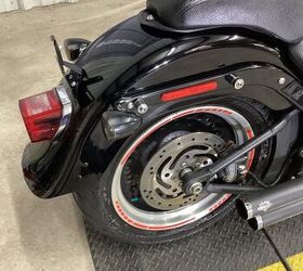 only 25 786 miles vance and hines exhaust floorboards docking hardware led