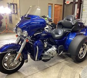 only 985 miles navigation reverse rear bumper rack passenger grab handles